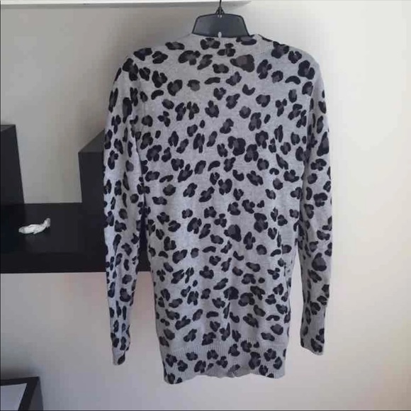 VS Pink leopard cardigan sweater - Picture 4 of 5